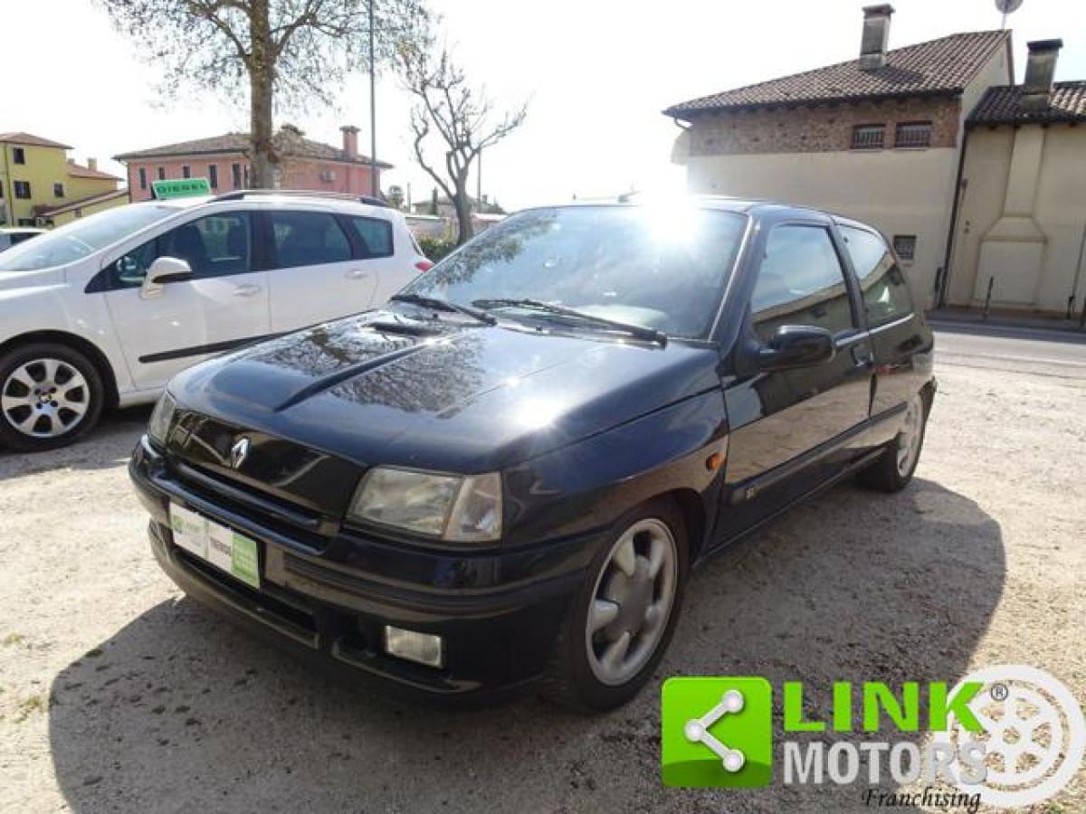 RENAULT Clio 8