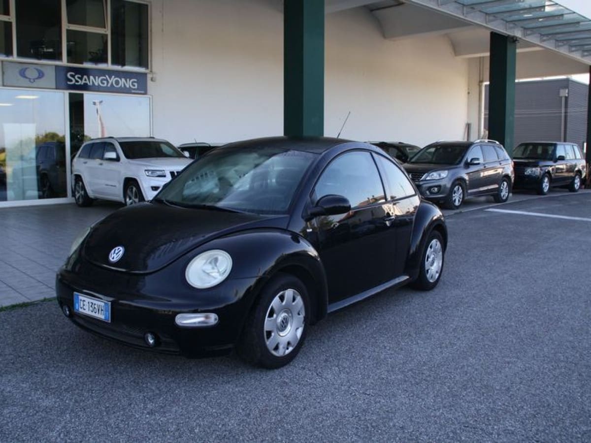 VOLKSWAGEN New Beetle 109894408