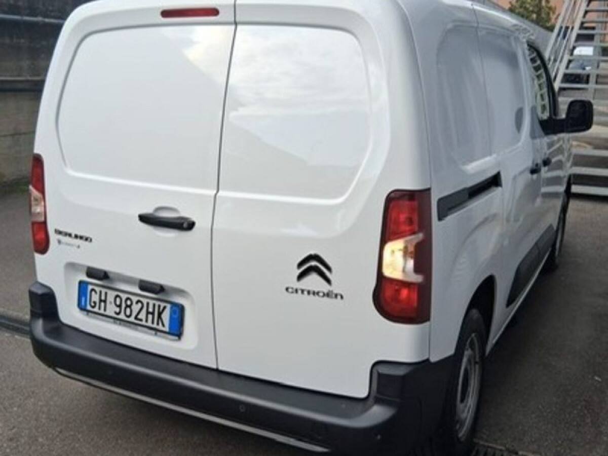 image desc