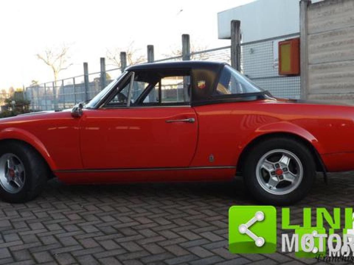 FIAT 124 spider 8