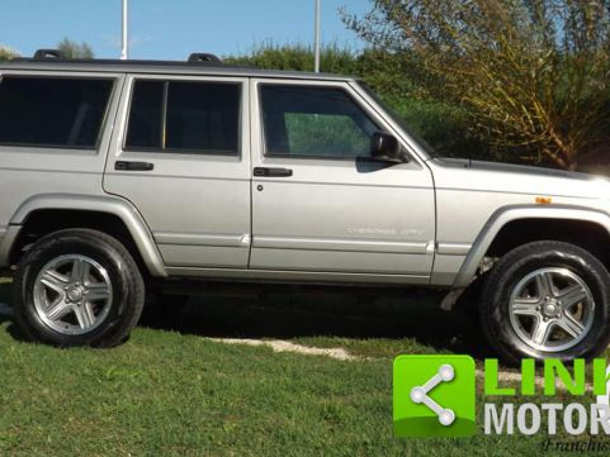 JEEP Cherokee 9