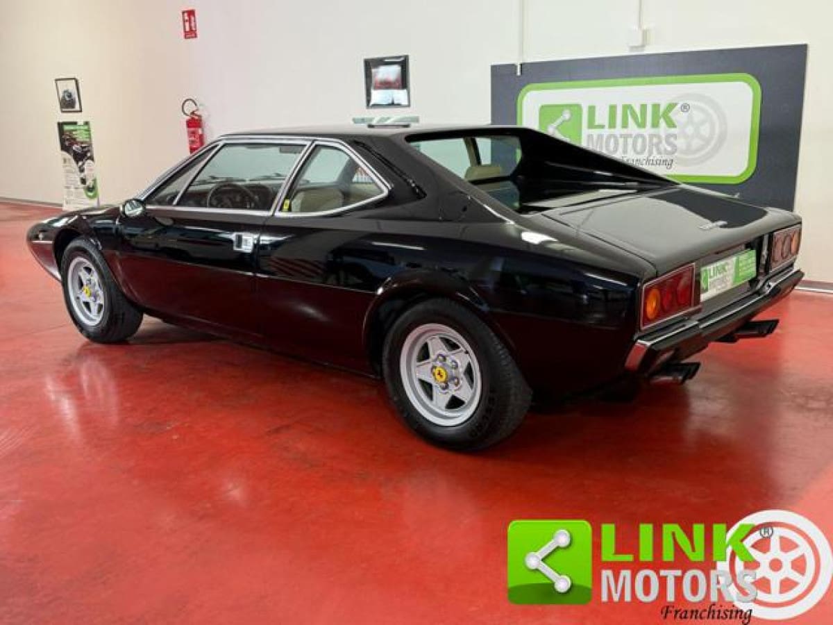 FERRARI Dino 208 GT/4 9