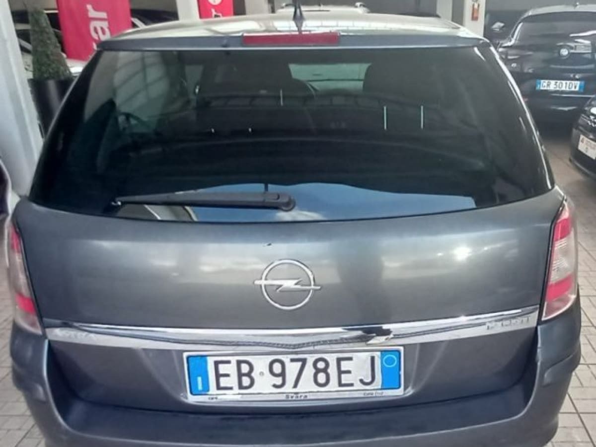 image desc