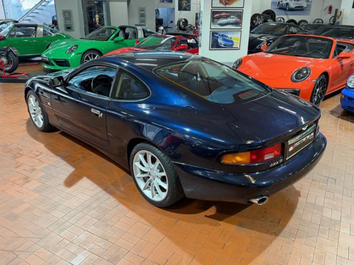 ASTON MARTIN DB7 9