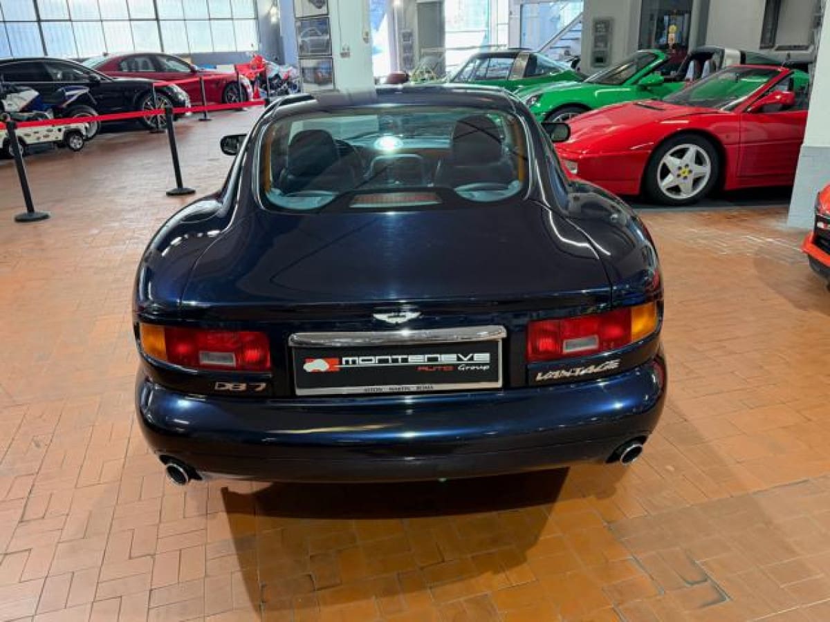 ASTON MARTIN DB7 10