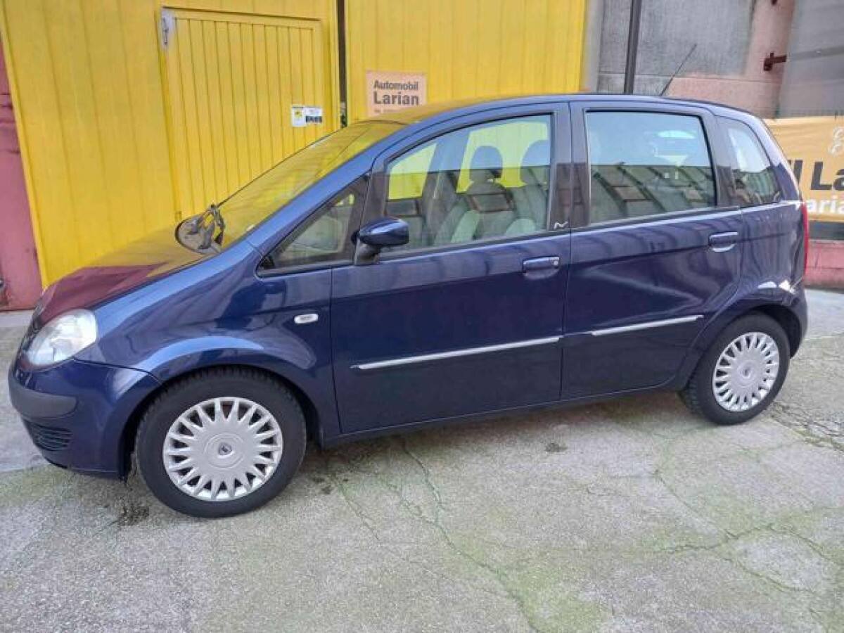 LANCIA Musa 2