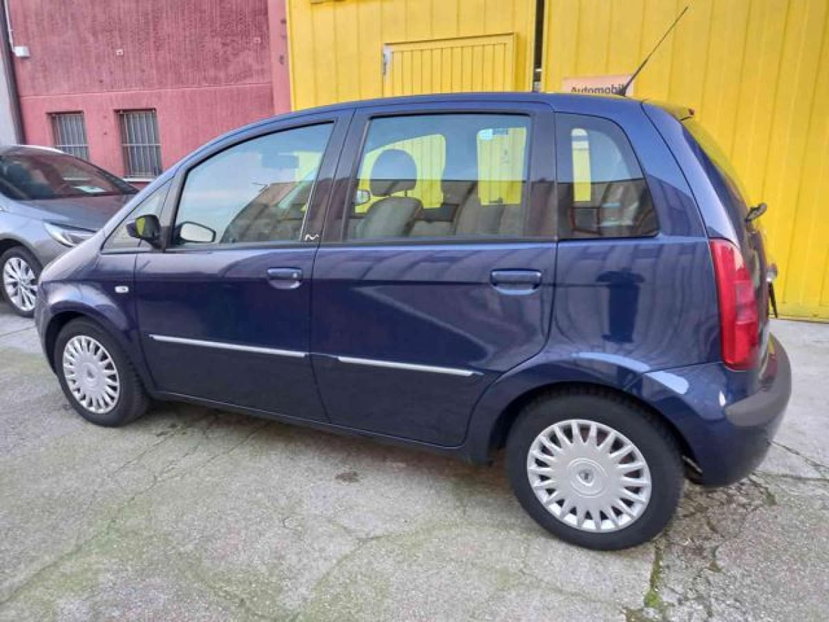LANCIA Musa 10