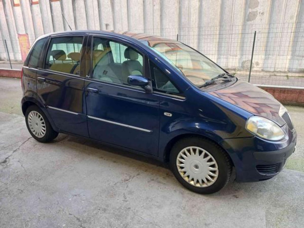 LANCIA Musa 13