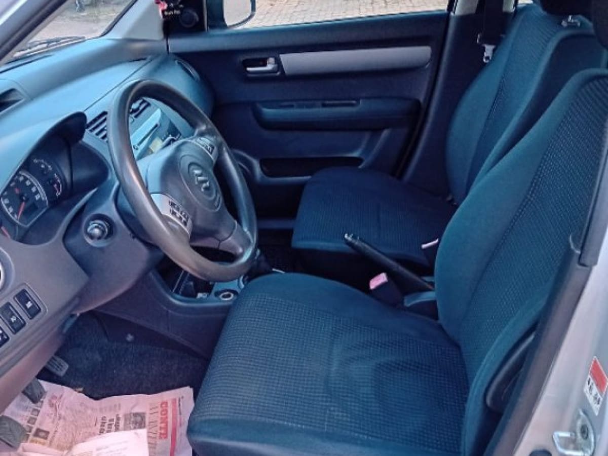 SUZUKI Swift (2005-2010) 5