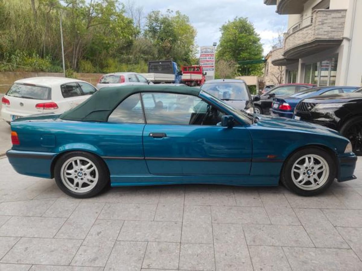 BMW Serie 3       (E36) 7