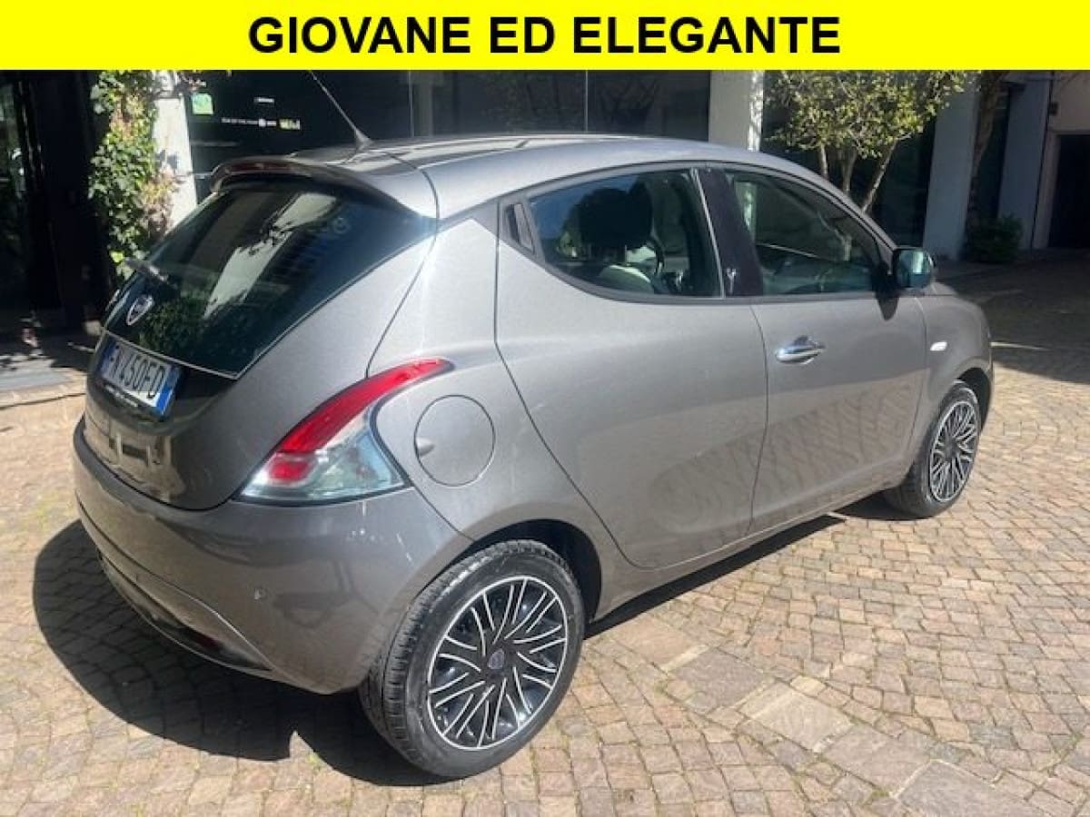 image desc
