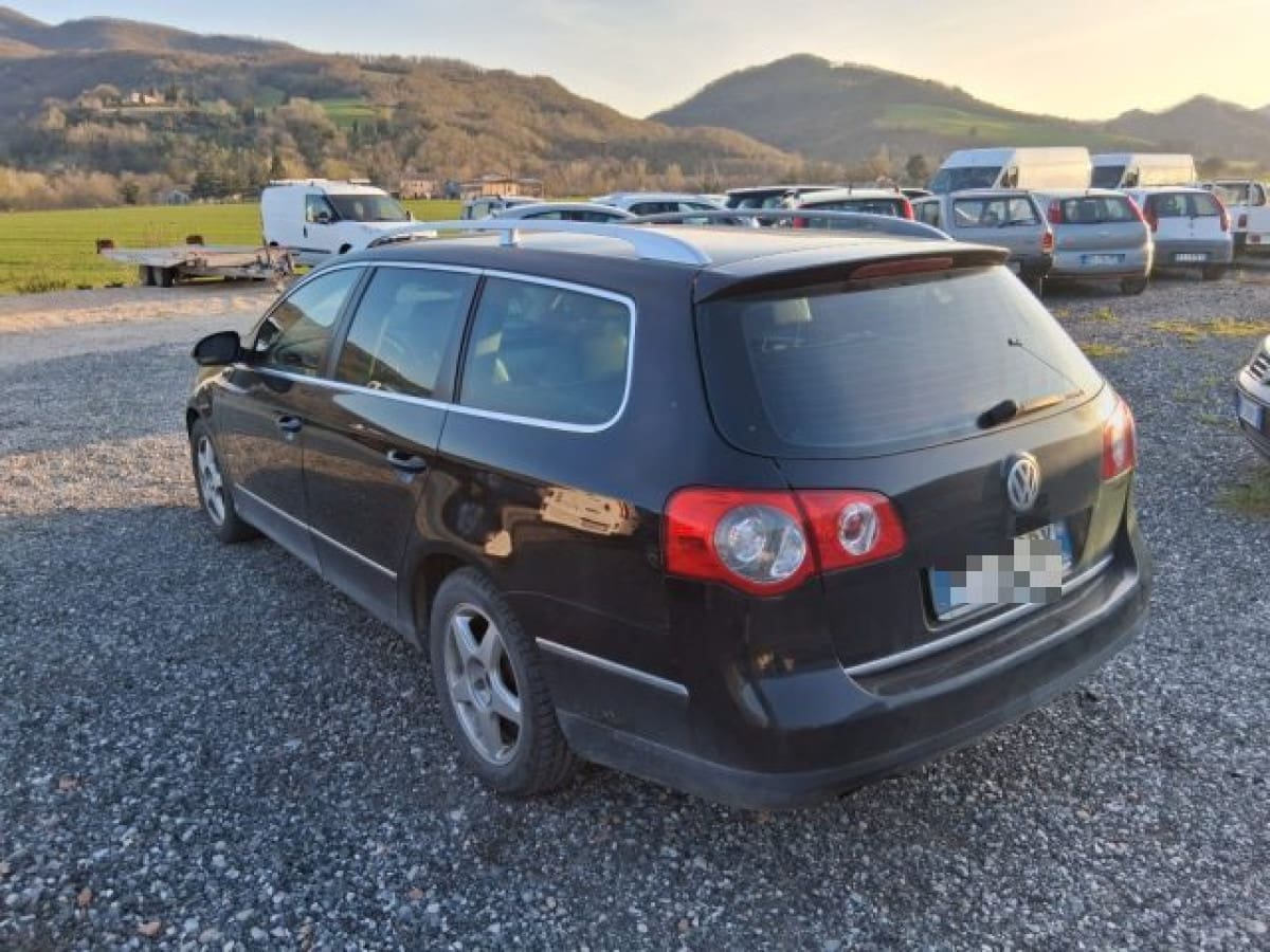 VOLKSWAGEN Passat 6ª serie 6