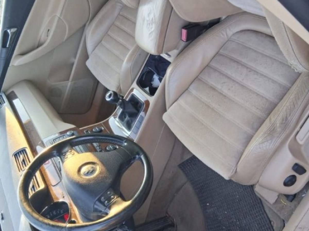 VOLKSWAGEN Passat 6ª serie 8