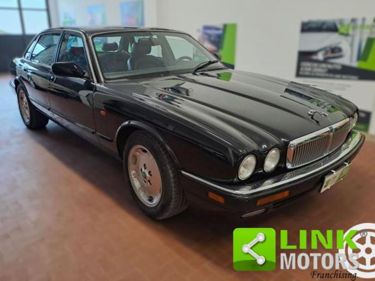 JAGUAR XJ/Sover/Daim\'82-97 8