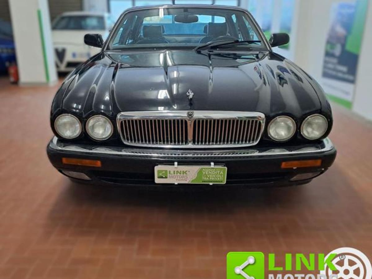 JAGUAR XJ/Sover/Daim\'82-97 9