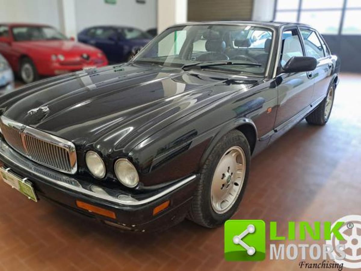 JAGUAR XJ/Sover/Daim\'82-97 10