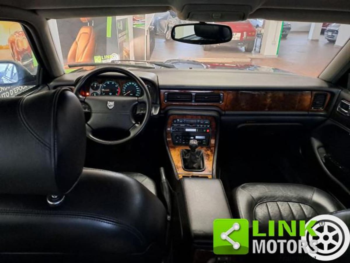 JAGUAR XJ/Sover/Daim\'82-97 14