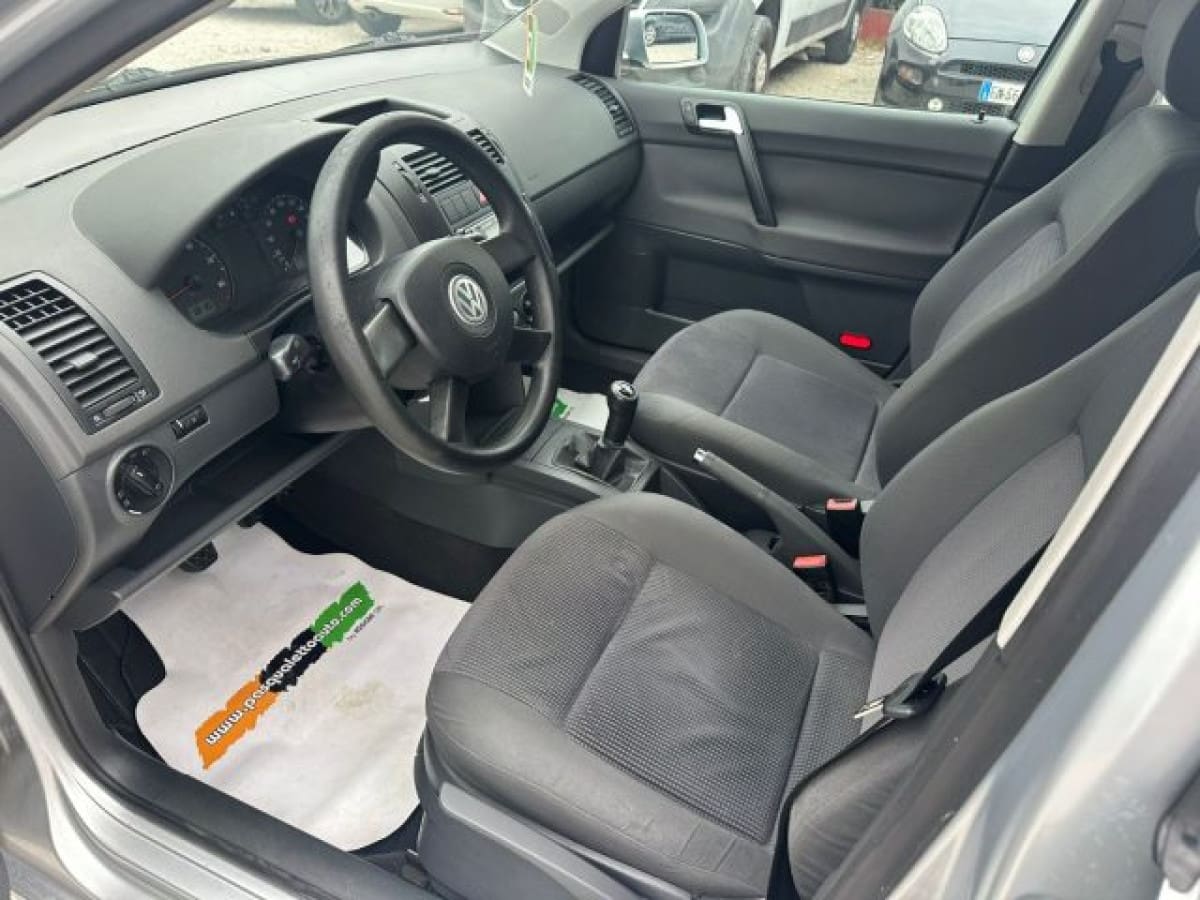 VOLKSWAGEN Polo 4ª serie 10