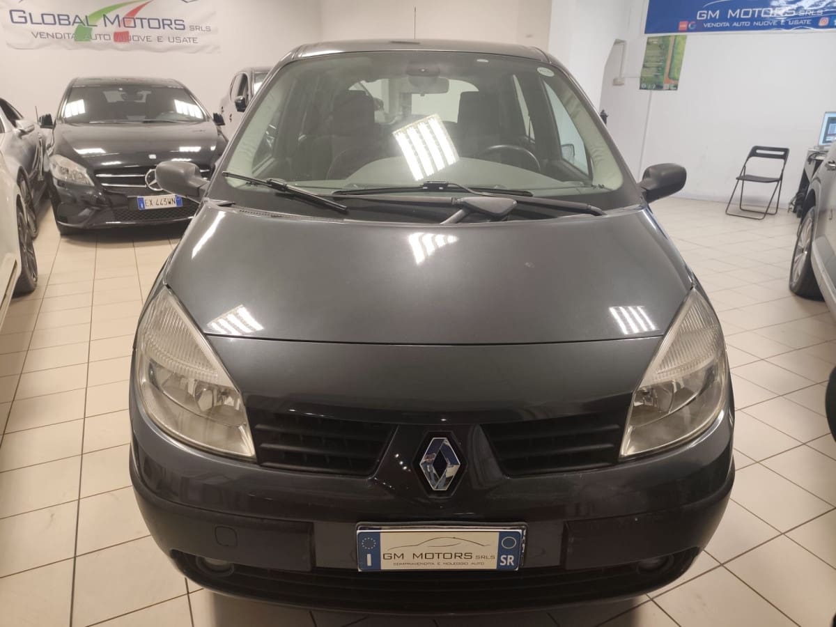 RENAULT Scénic 2ª serie 7
