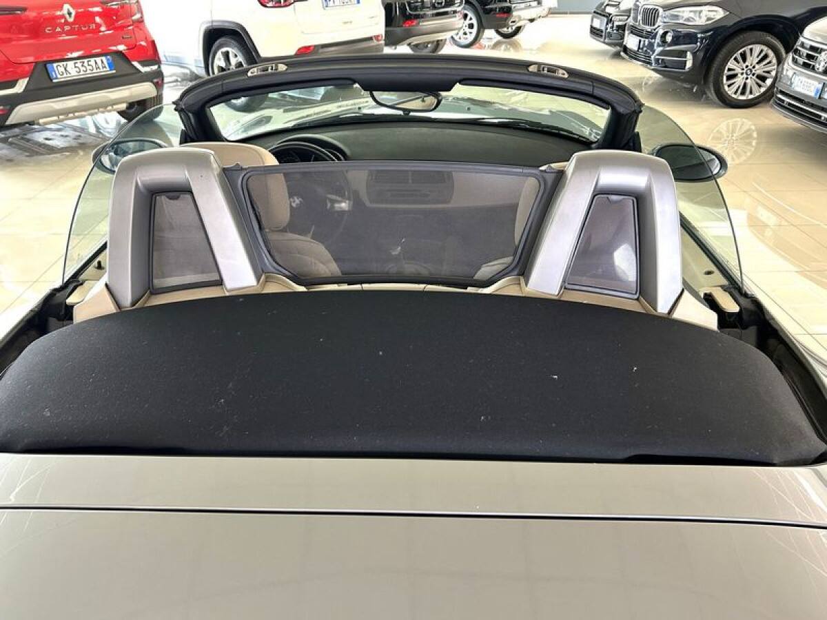 BMW Z4 (E85) 5