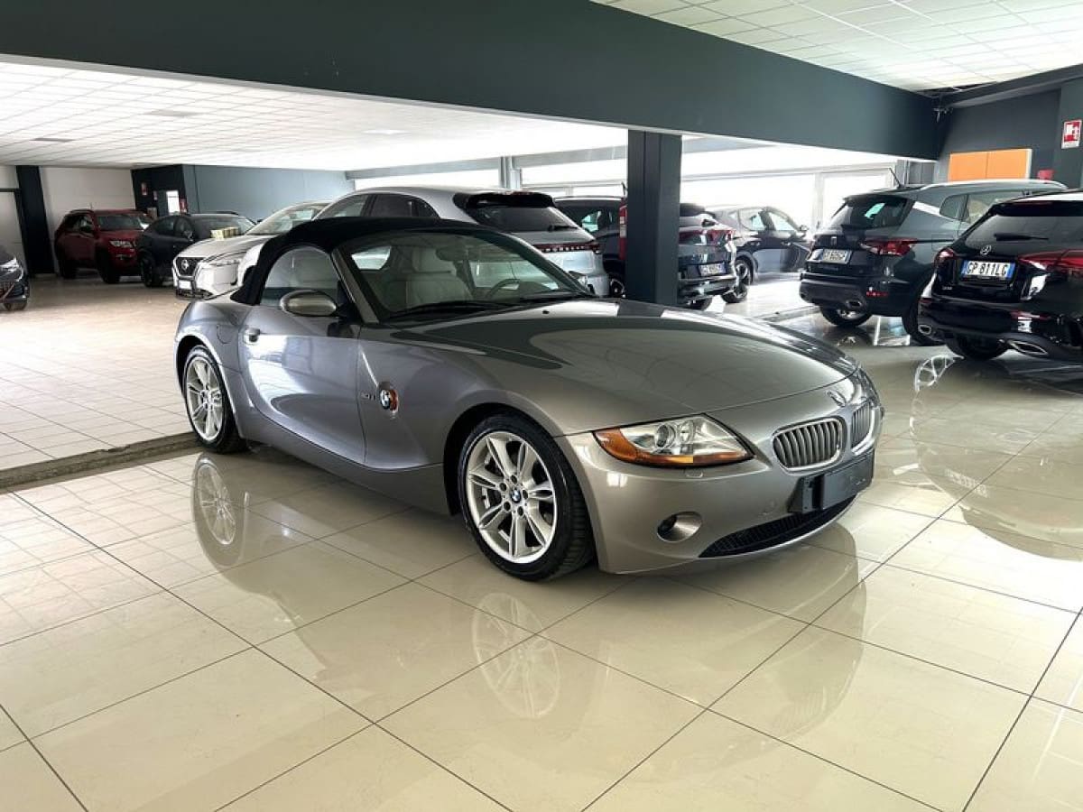 BMW Z4 (E85) 8