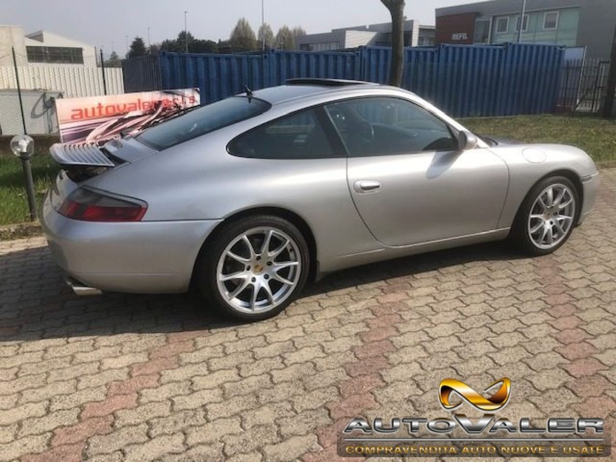 PORSCHE 911           (993) 9