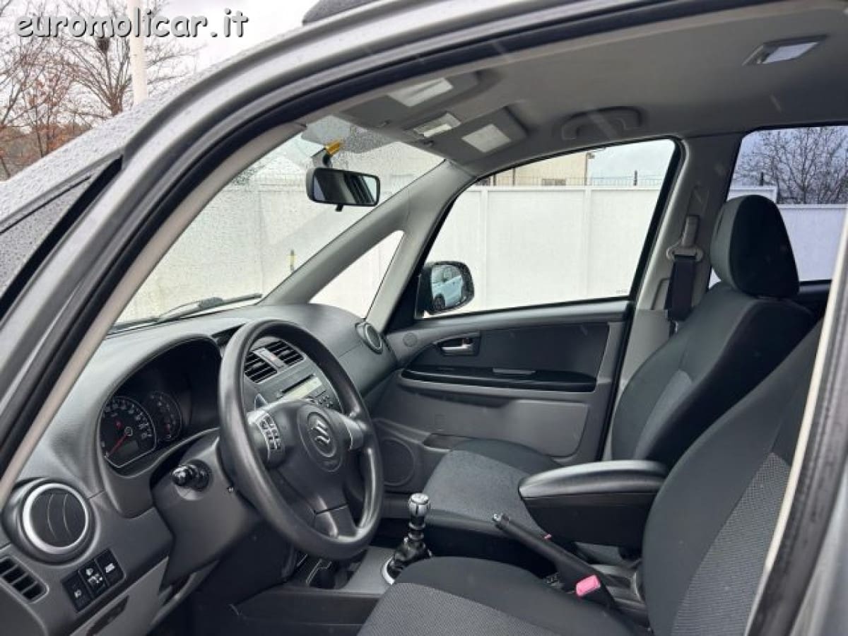 SUZUKI SX4 13