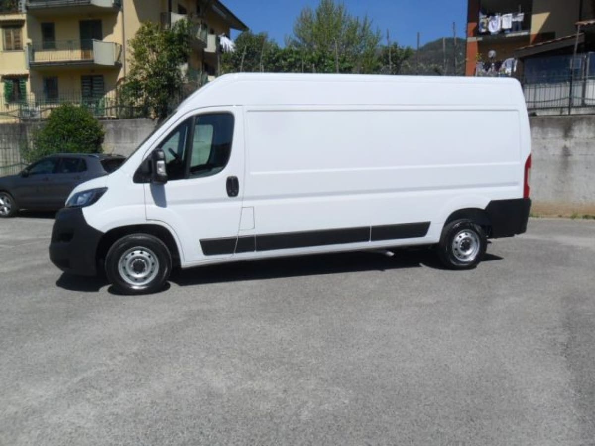 image desc
