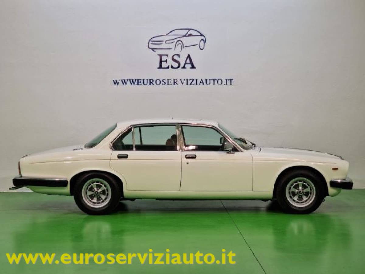 JAGUAR XJ6/XJ12 (1968-86) 2