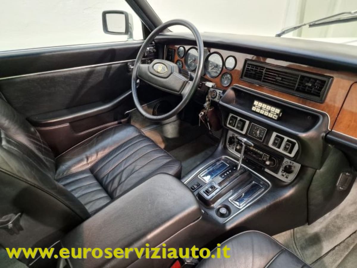 JAGUAR XJ6/XJ12 (1968-86) 3