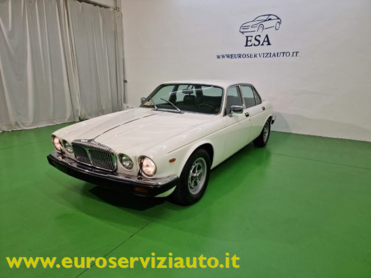 JAGUAR XJ6/XJ12 (1968-86) 12