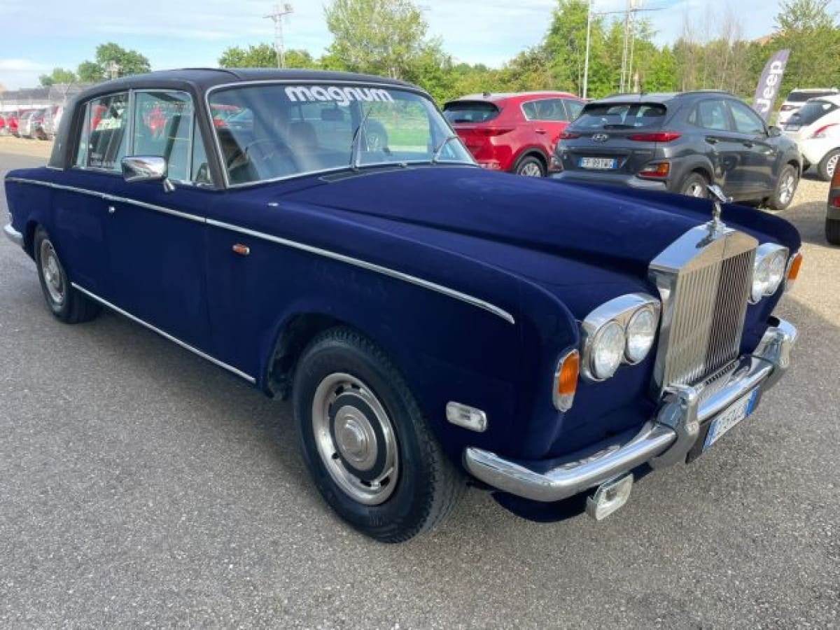 ROLLS ROYCE Silver Shadow 8