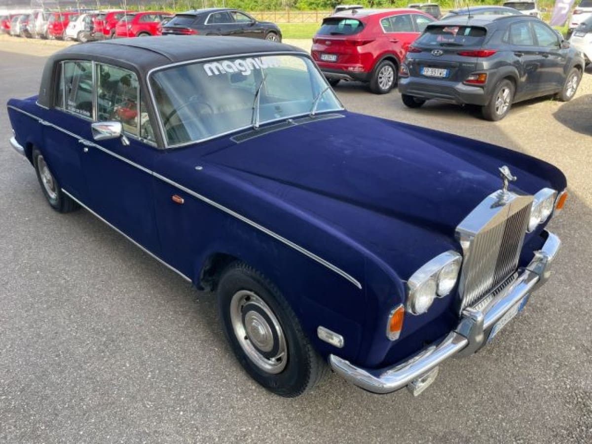 ROLLS ROYCE Silver Shadow 9