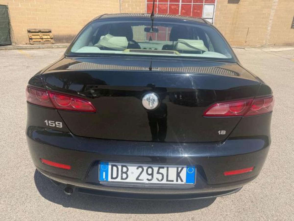 ALFA ROMEO 159 5