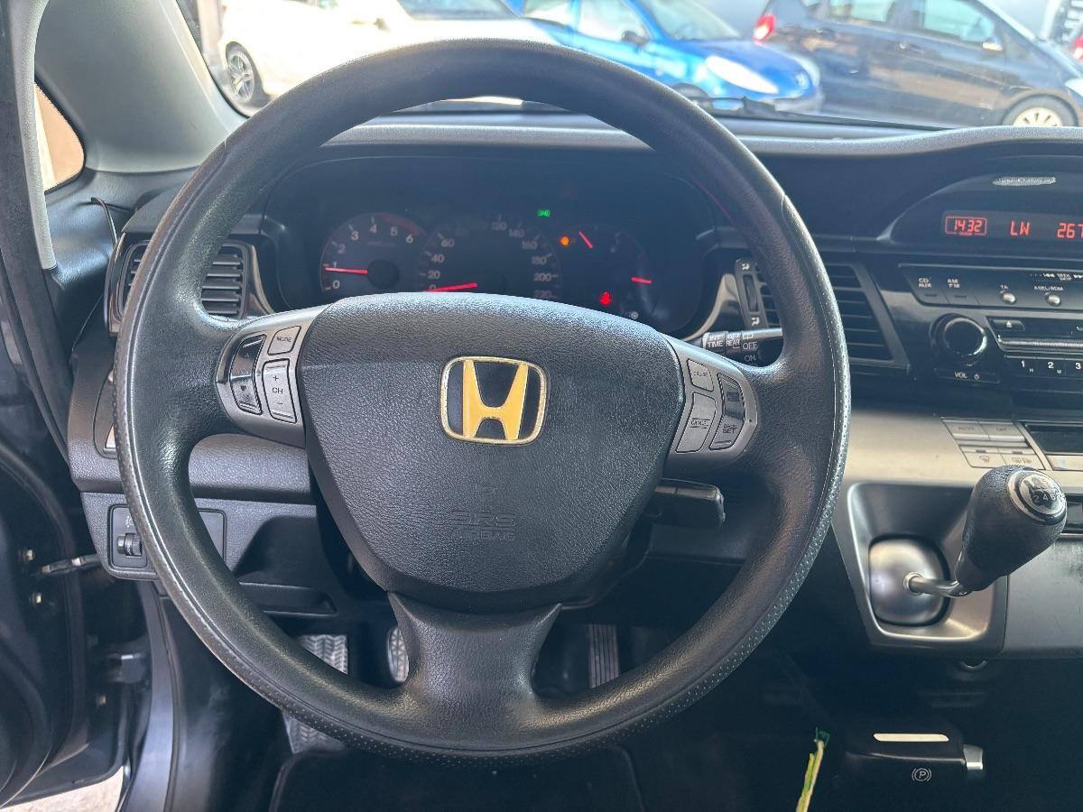 HONDA FR-V 11