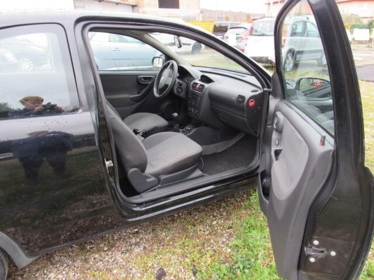 OPEL Corsa 2ª serie 6