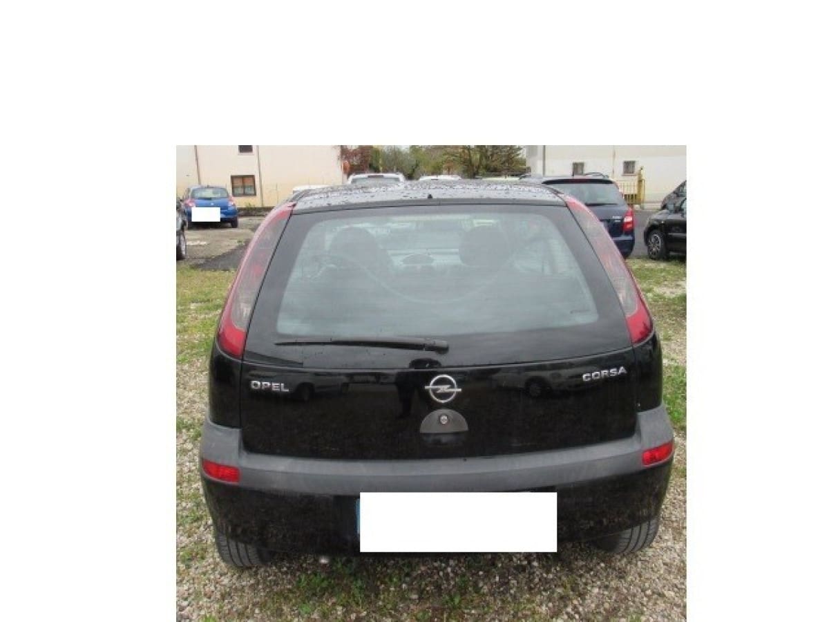 OPEL Corsa 2ª serie 15