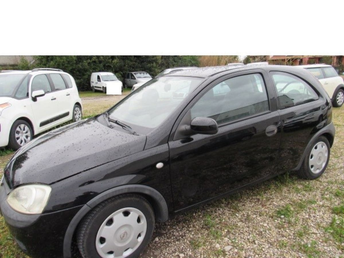 OPEL Corsa 2ª serie 17
