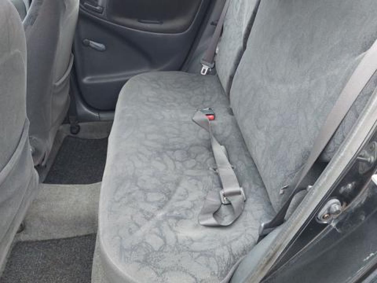 TOYOTA Yaris 12
