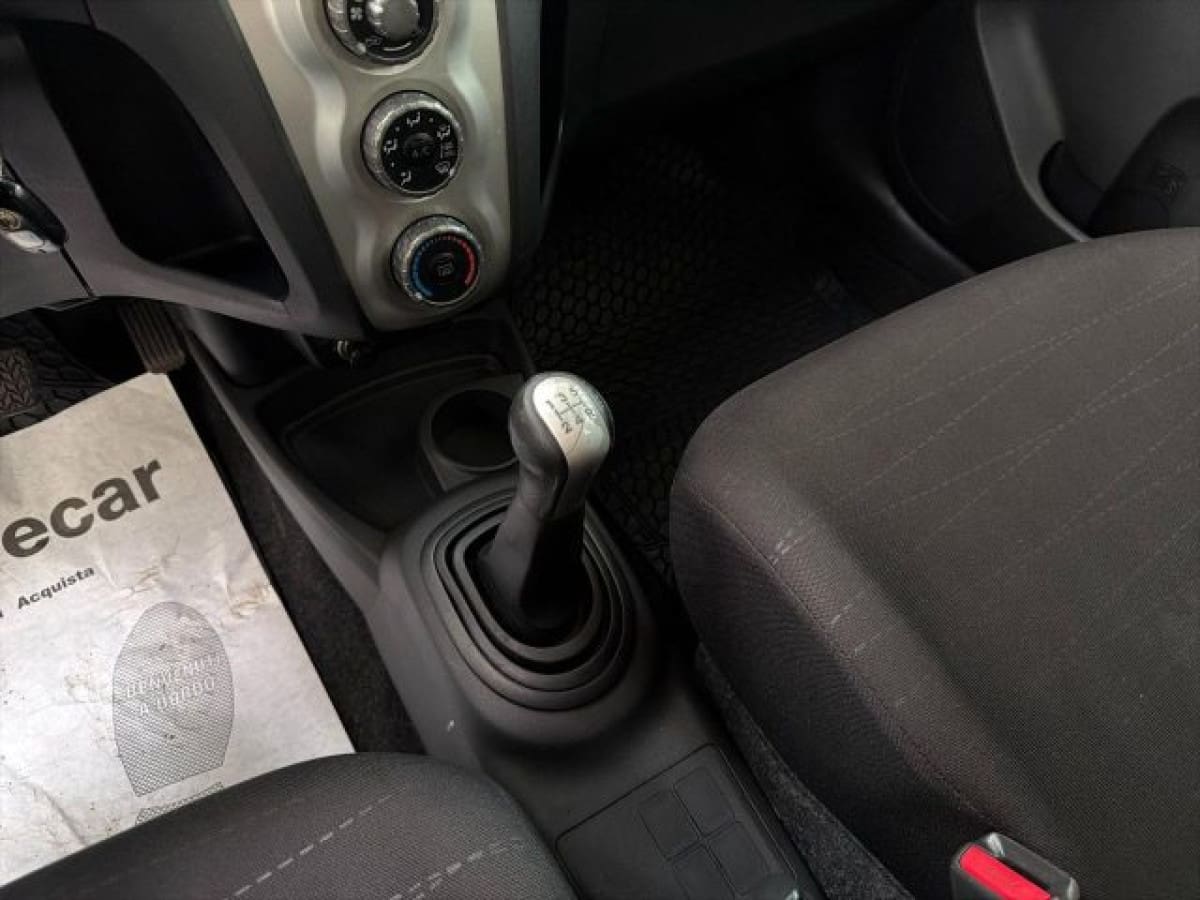 TOYOTA Yaris 2ª serie 14