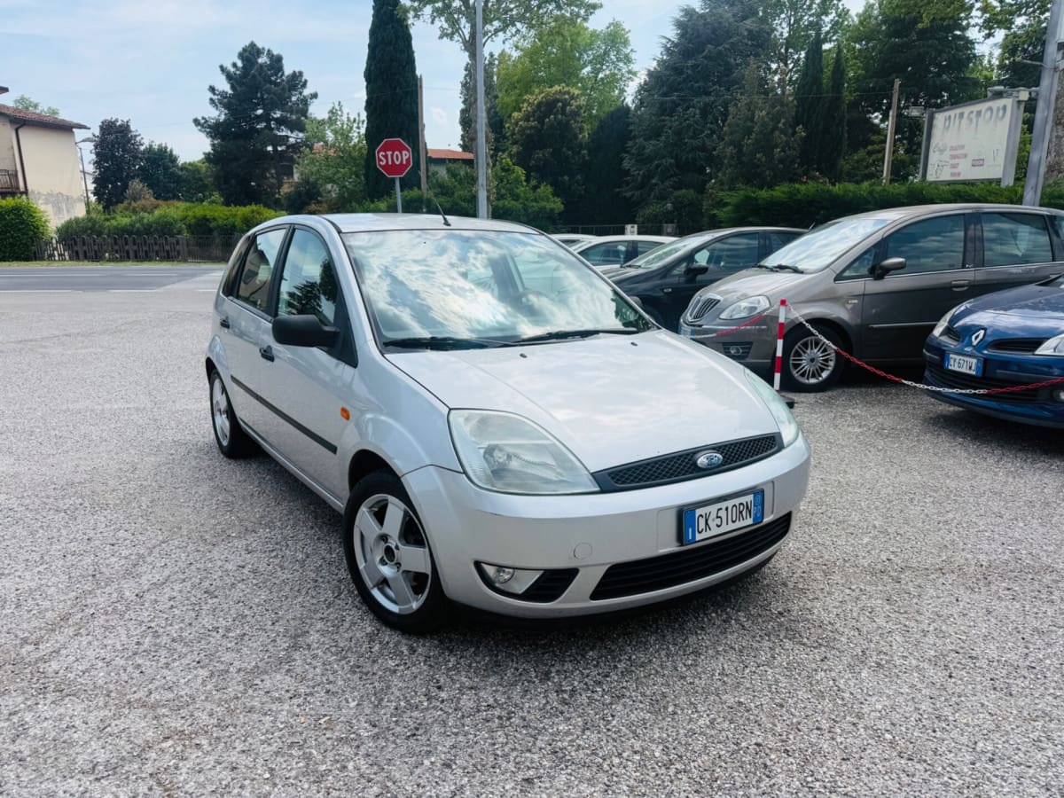 FORD Fiesta 5ª serie 109930481