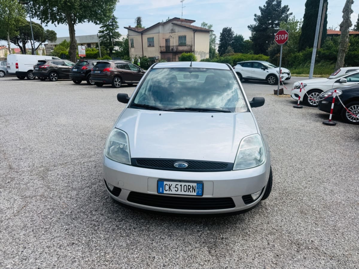 FORD Fiesta 5ª serie 2