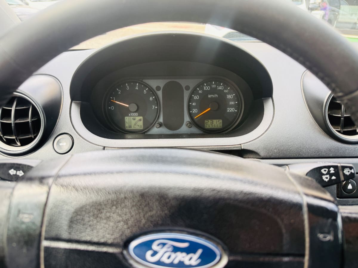 FORD Fiesta 5ª serie 22