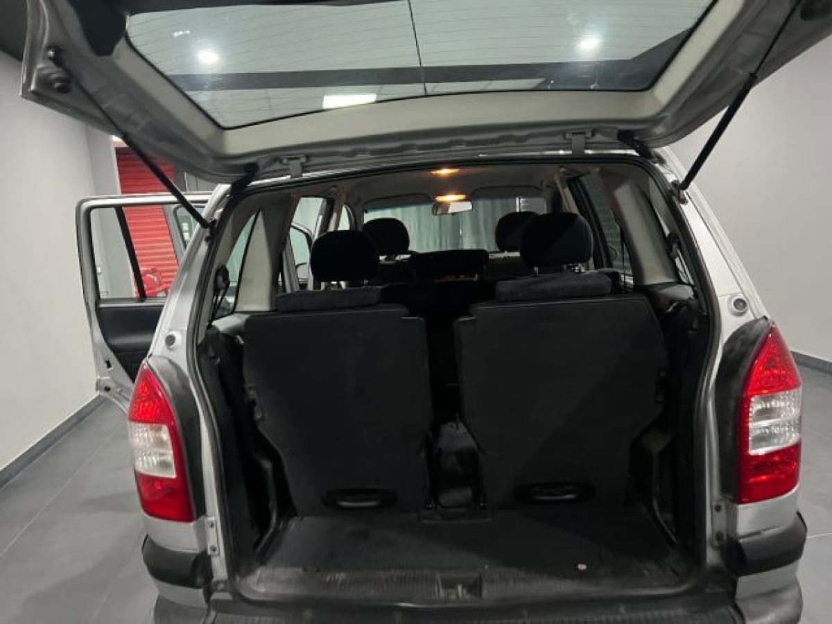 OPEL Zafira 11