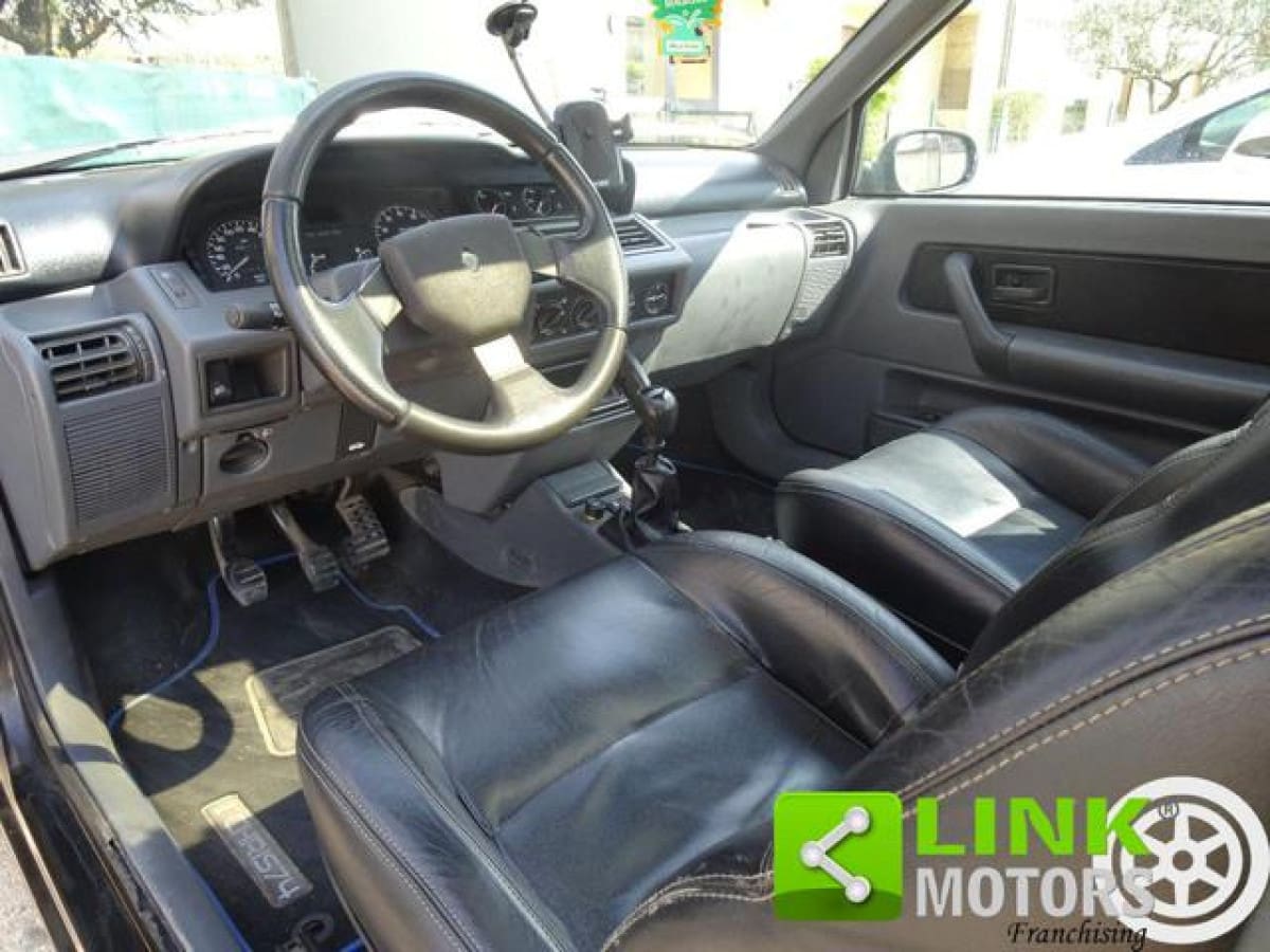 RENAULT Clio 4
