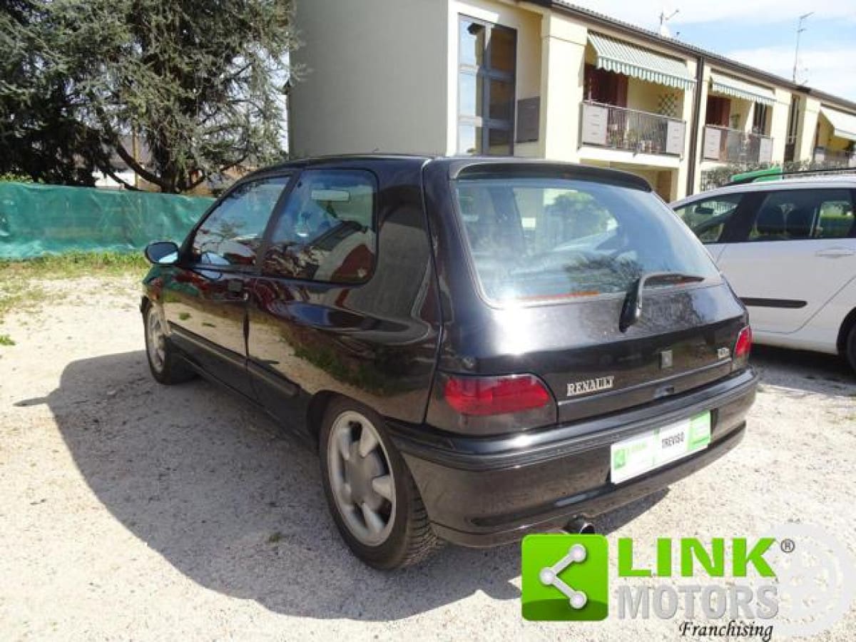 RENAULT Clio 10