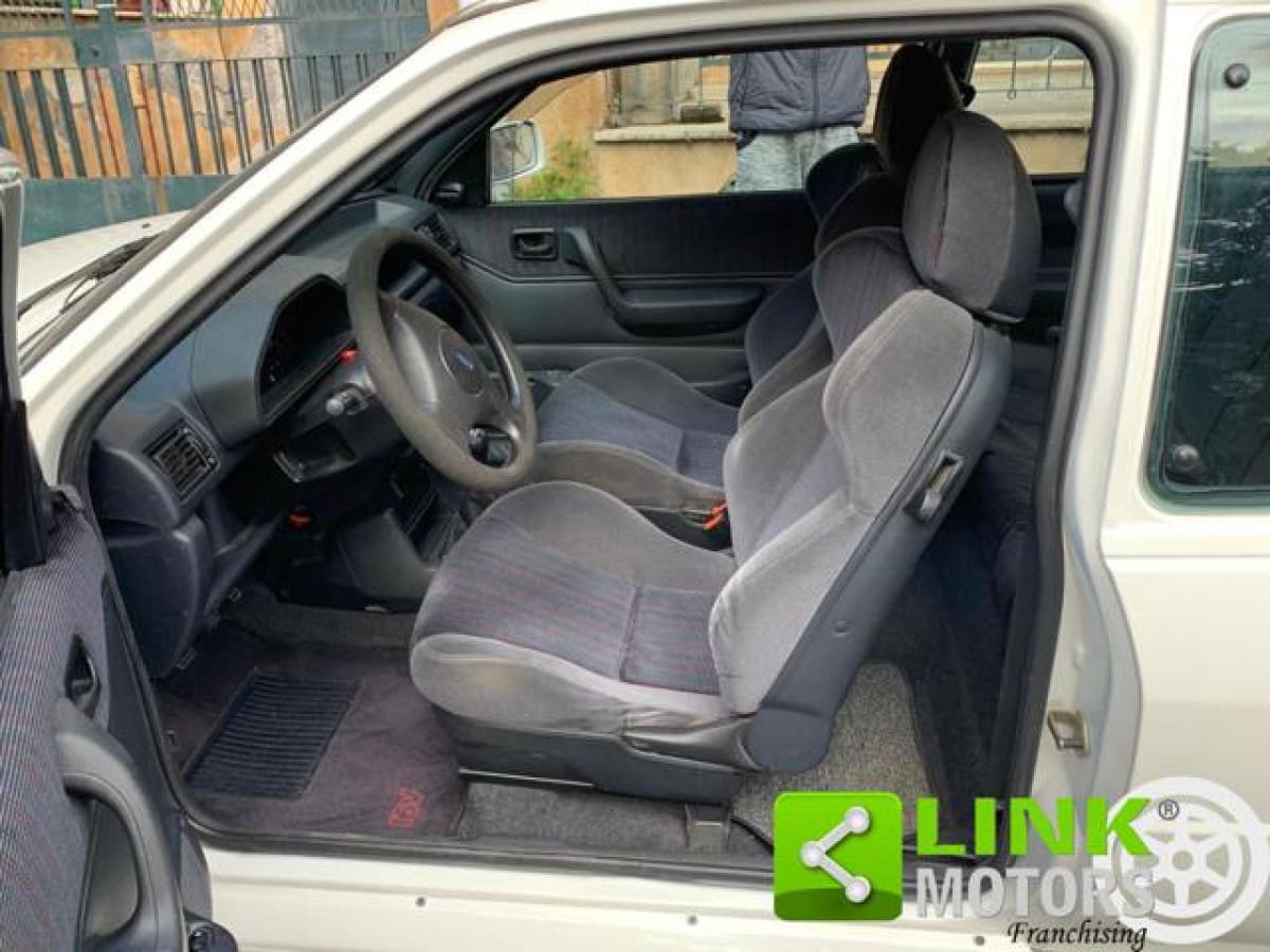 FORD Fiesta 3ª serie 2
