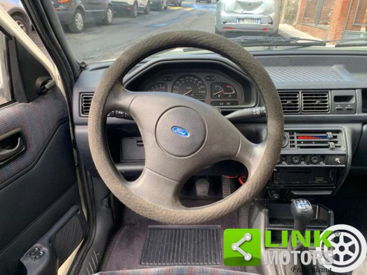FORD Fiesta 3ª serie 11