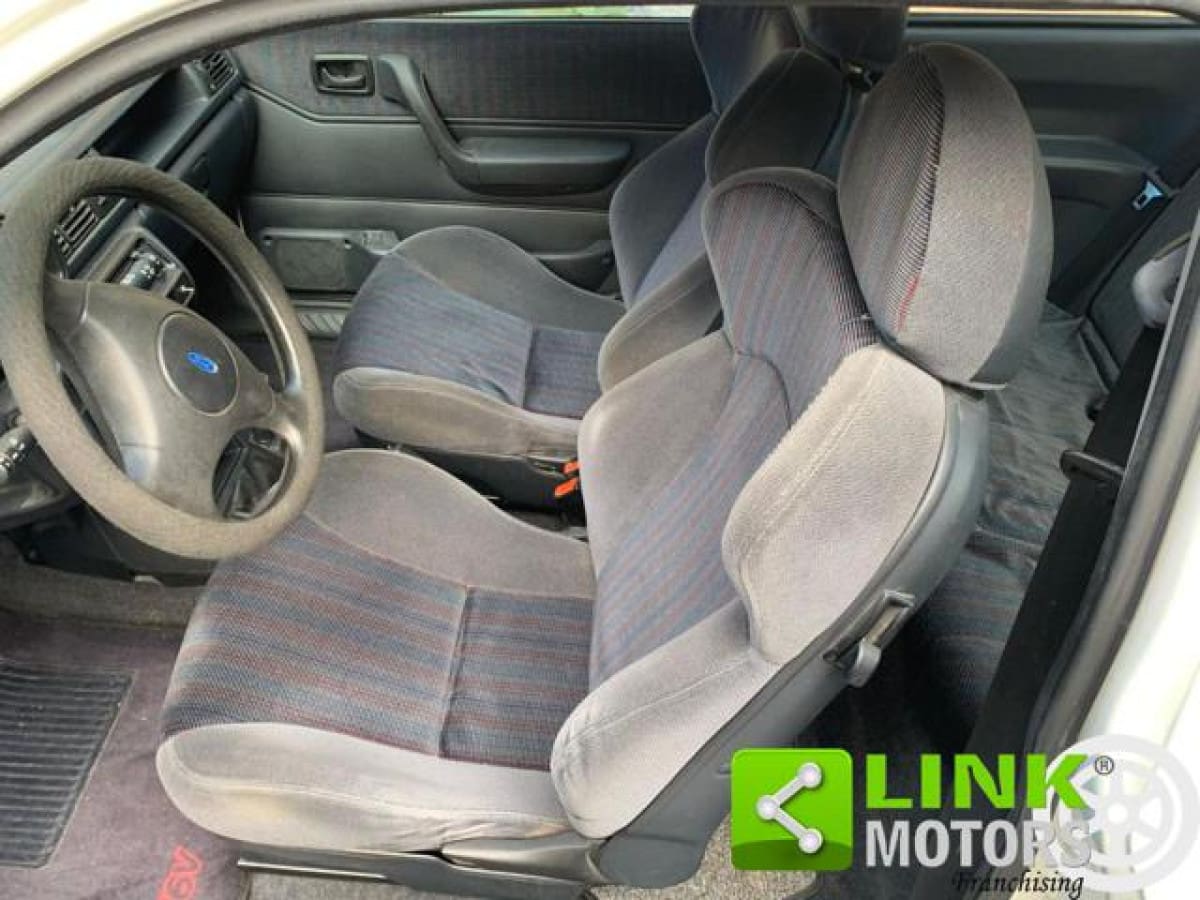 FORD Fiesta 3ª serie 13
