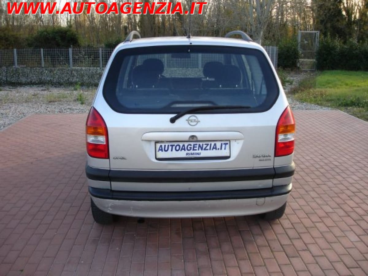 OPEL Zafira 11
